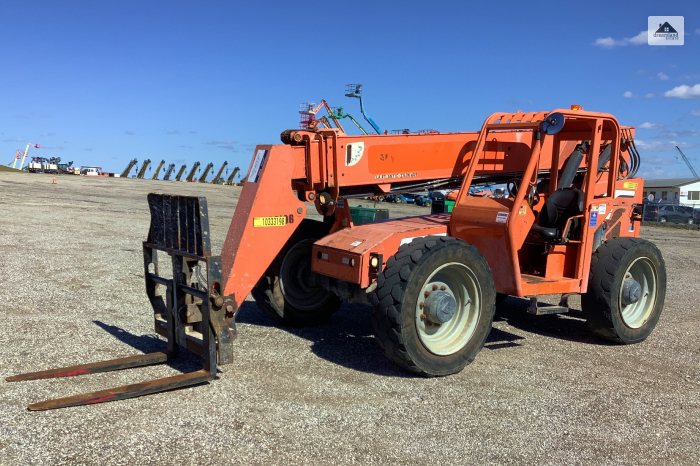 6000 lbs 42 ft Telehandler