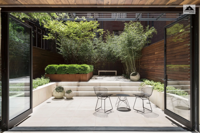 Minimalistic Porch With Plants